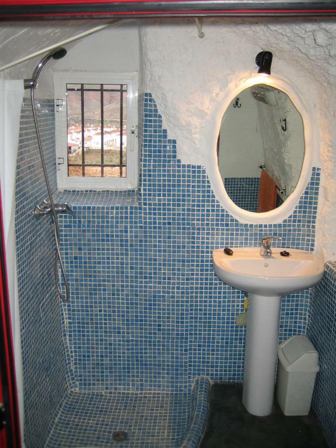 Casa Cueva Lopera Guest House Graena ภายนอก รูปภาพ